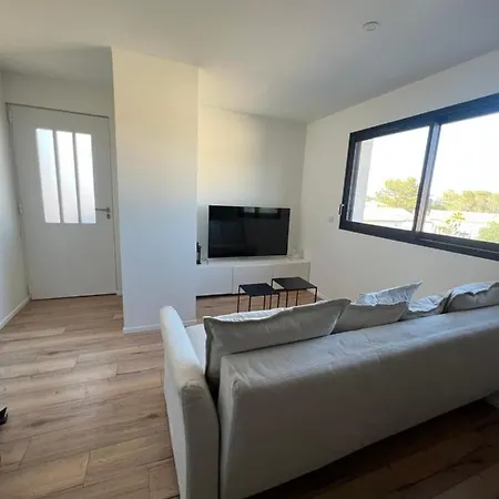 Διαμέρισμα Joli Neuf Avec Jardinet Roquebrune-sur Argens