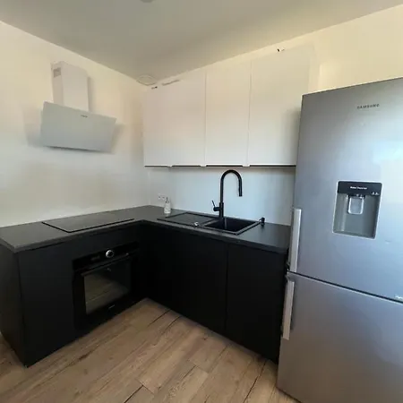 Joli Neuf Avec Jardinet Apartment *